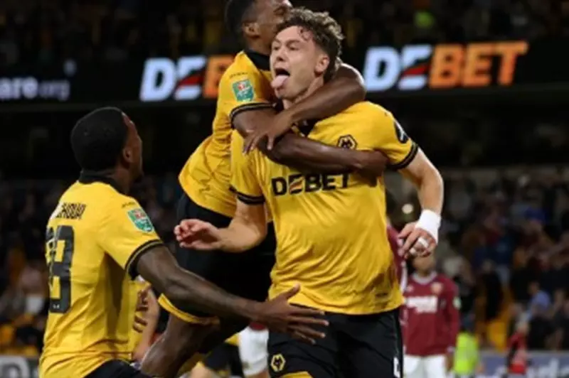 أسباب خروج أربعة أندية من البريميرليج من كأس الرابطة الإنجليزية مبكراً