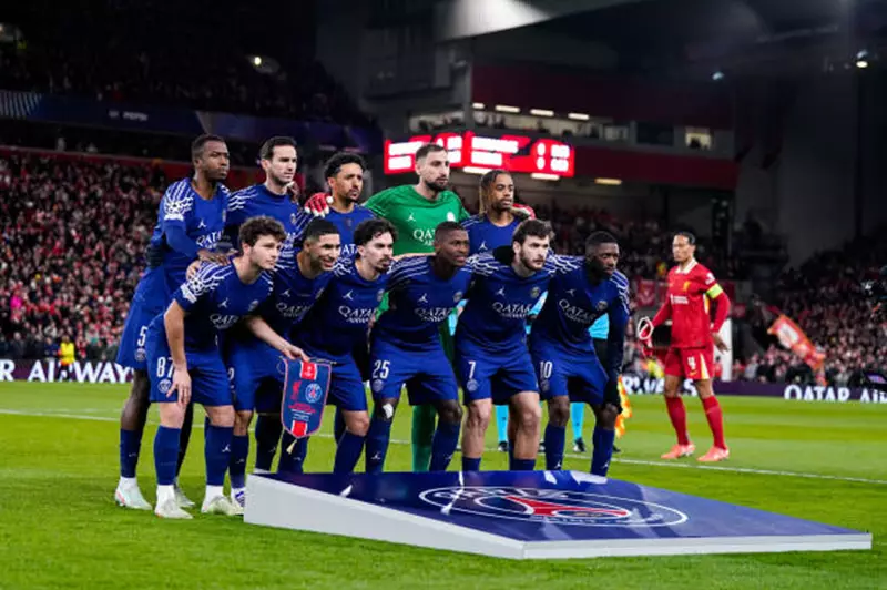 تأثير غياب كفاراتسخيليا على تكتيك باريس سان جيرمان ضد أنجيه