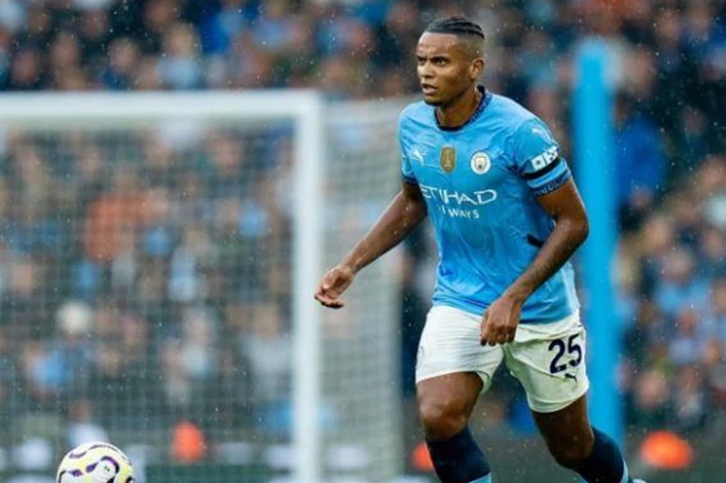 إنتر ميلان يتعاقد مع أكانجي من مانشستر سيتي بنظام الإعارة